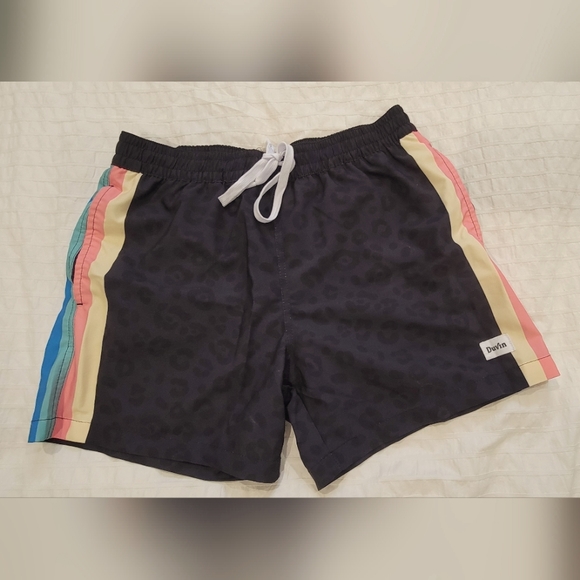 Duvin leopard print retro stripe swim short. Size M - Picture 1 of 2